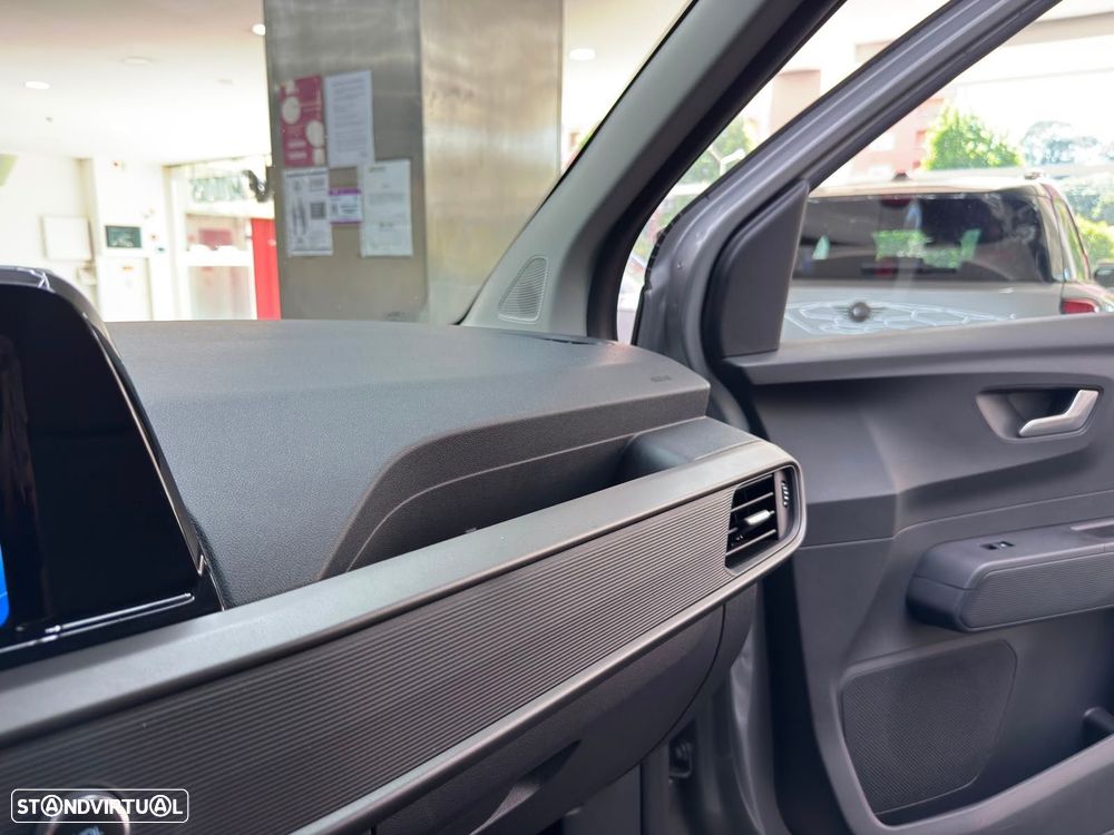 Ford Tourneo Courier 1.0 EcoBoost Titanium - 39