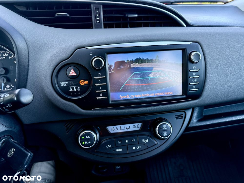 Toyota Yaris Hybrid 1.5 VVT-i Y20 Club - 30