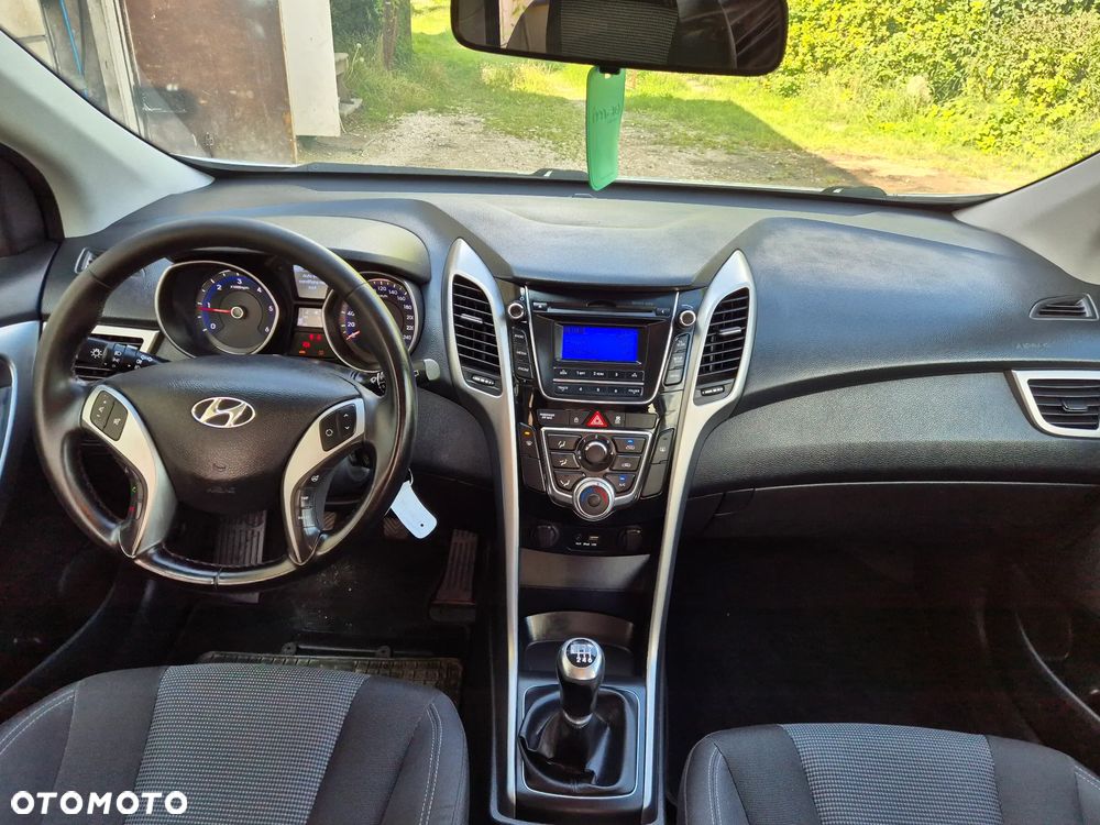 Hyundai i30 1.6 CRDi BlueDrive Comfort - 13