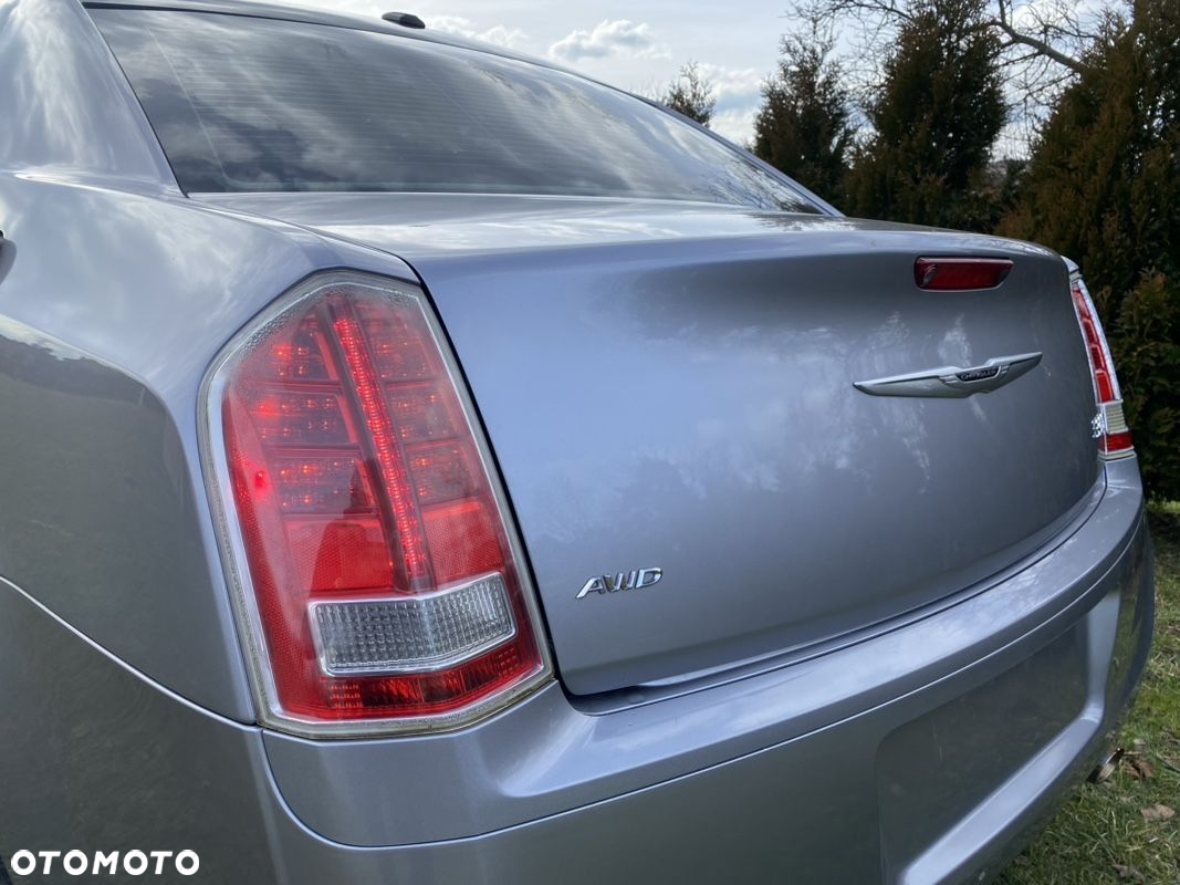 Chrysler 300s - 34