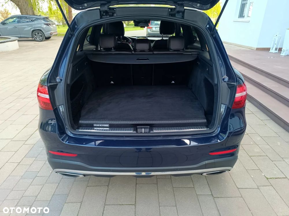Mercedes-Benz GLC 350 e 4Matic 7G-TRONIC - 37