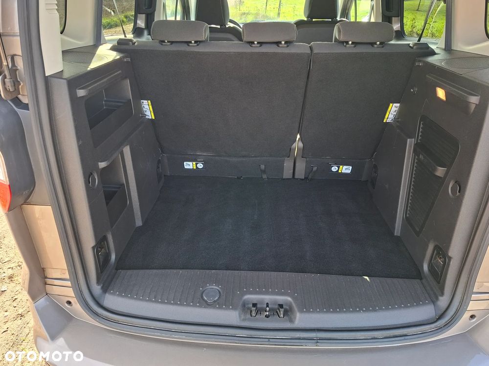 Ford Tourneo Courier 1.0 EcoBoost Titanium - 12