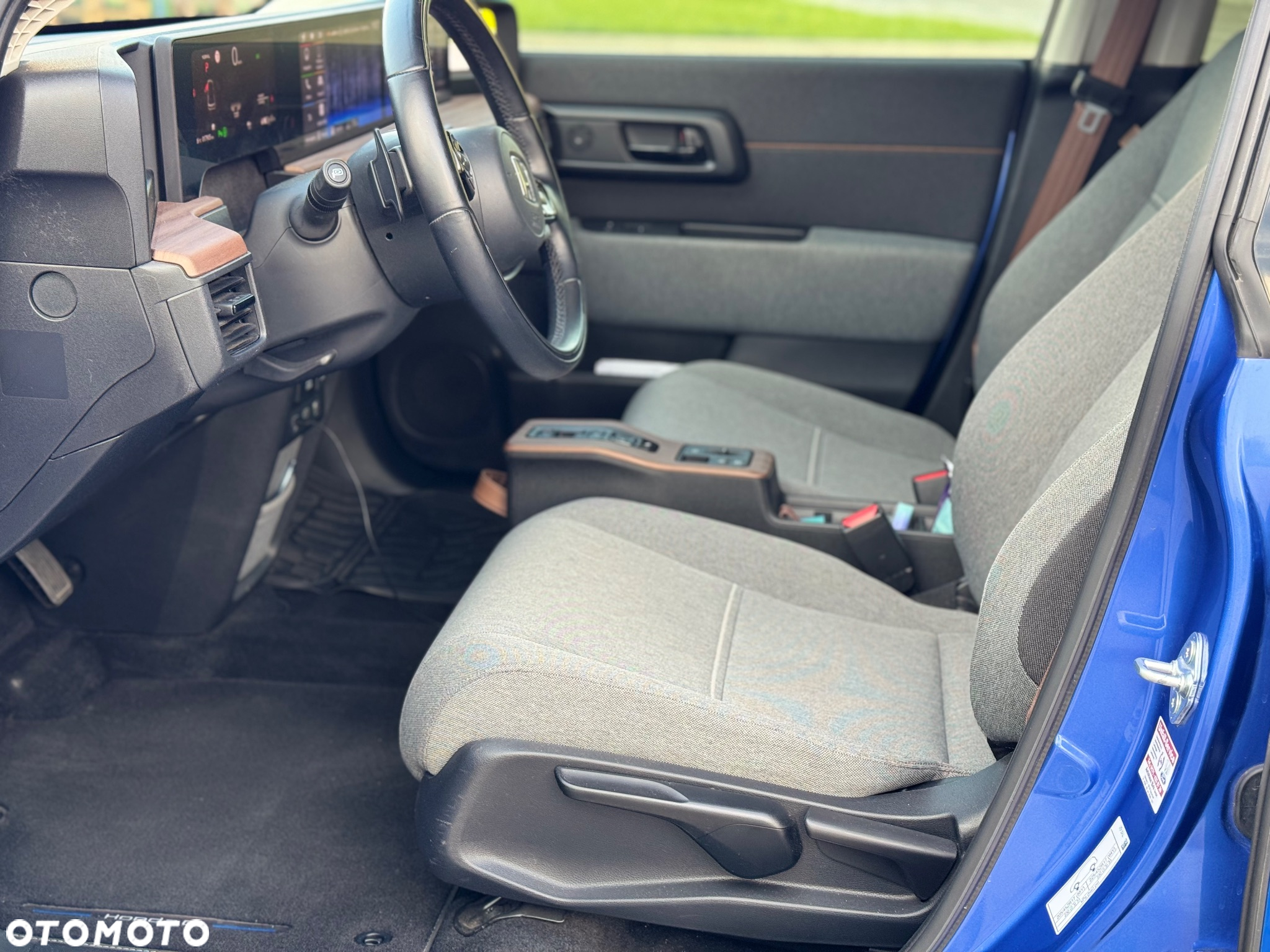Honda e Advance (17") - 5