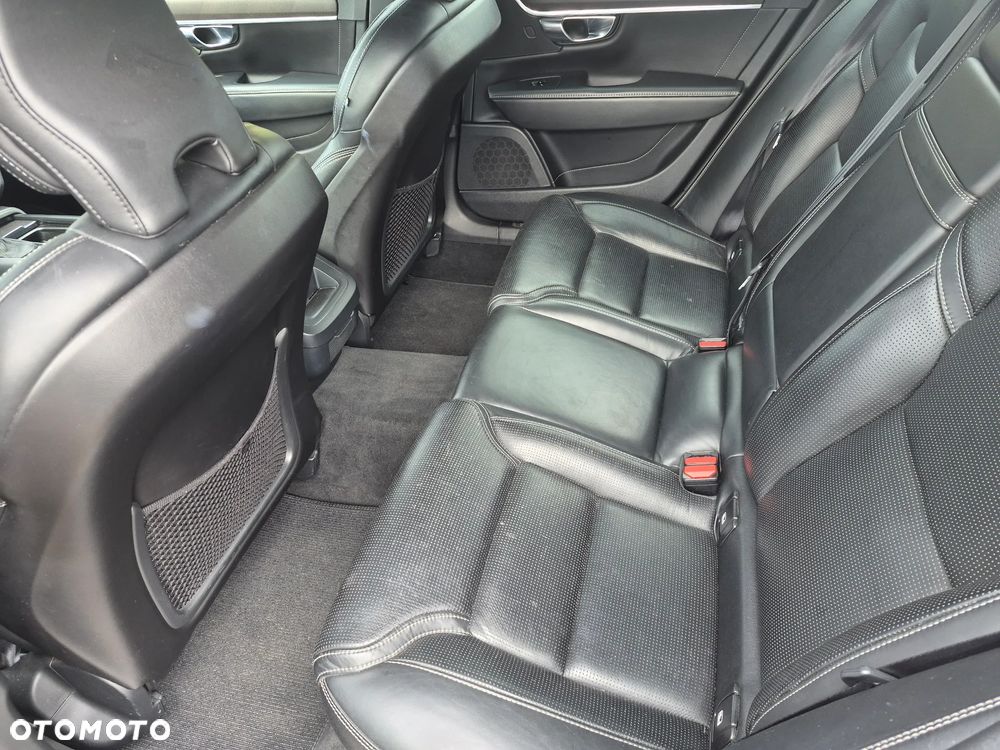 Volvo V90 D5 SCR AWD Momentum Pro - 5