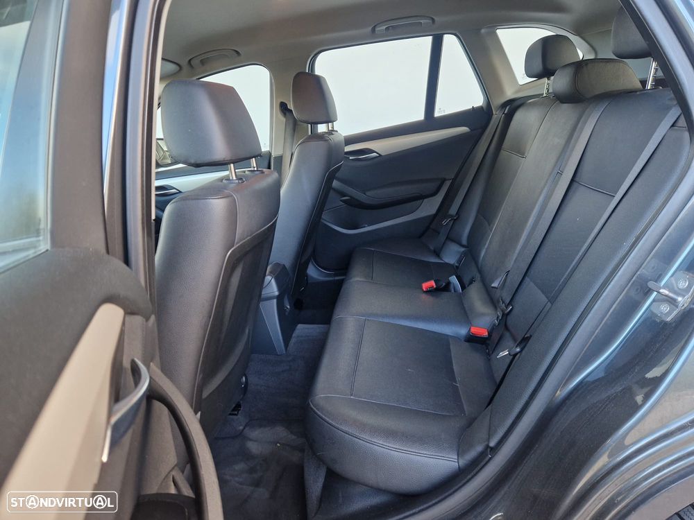 BMW X1 18 d xDrive xLine - 10
