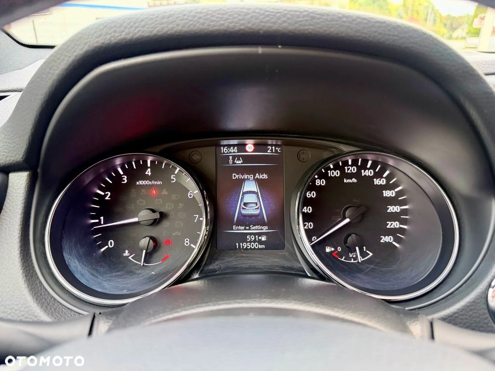 Nissan Qashqai - 14