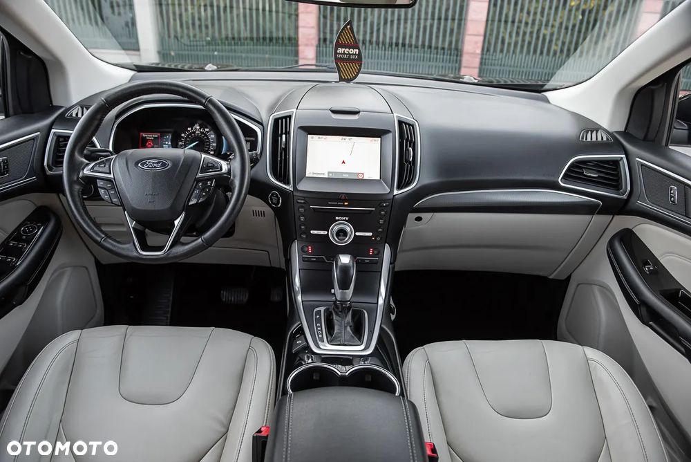 Ford Edge - 6