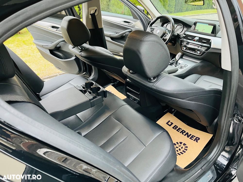 BMW Seria 5 518d Touring Aut. Luxury Line - 7