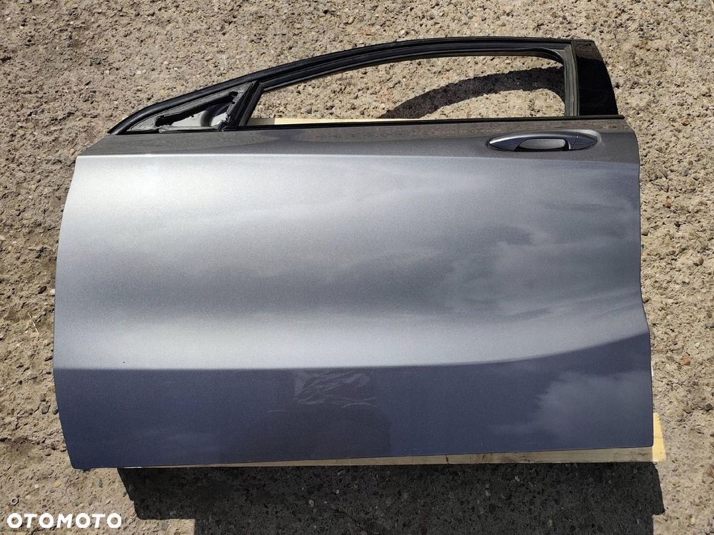 MERCEDES W176 LEWE PRZEDNIE DRZWI 787 ORYGINAŁ W KOLOR - 4