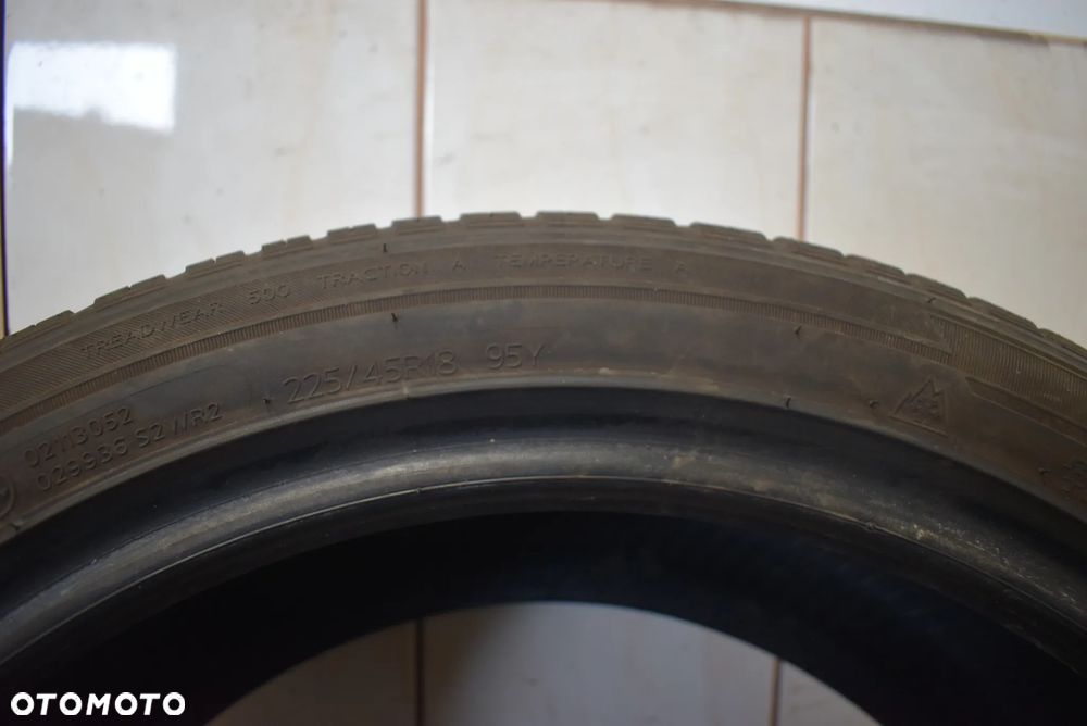 R18 225/45 Hankook Kinergy 4S 2 Cena za parę - 8