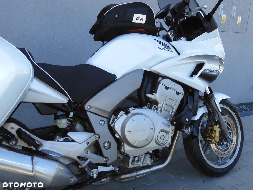 Honda CBF - 28