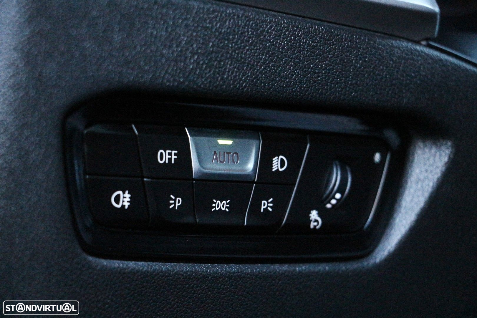 BMW 318 d Auto - 17