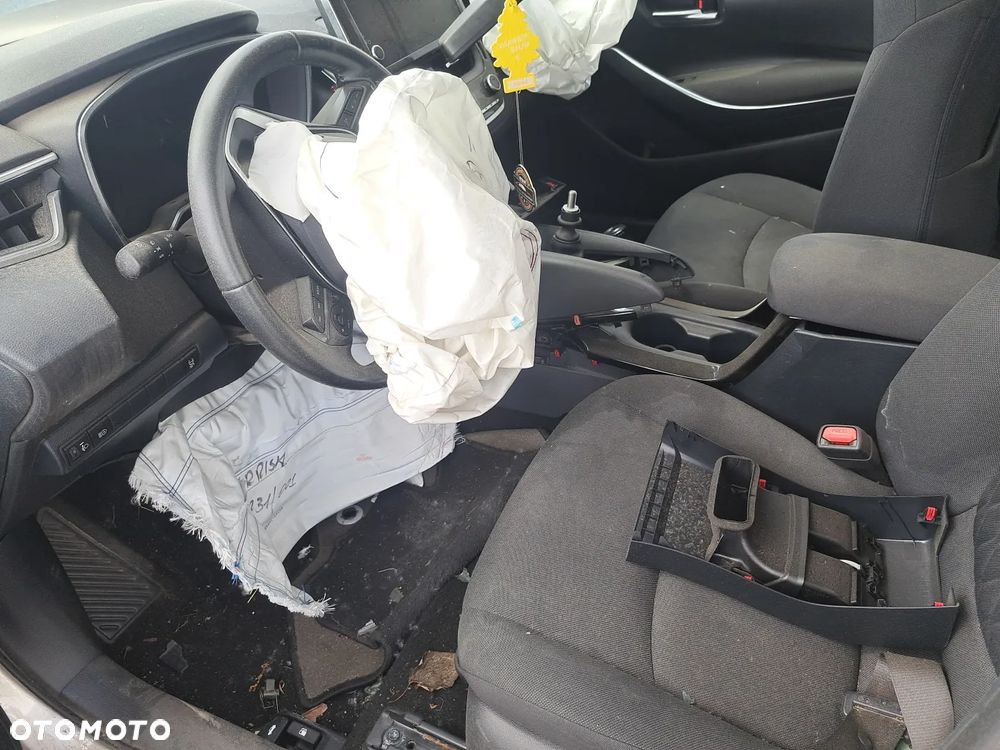 Toyota Corolla 1.5 Comfort - 18