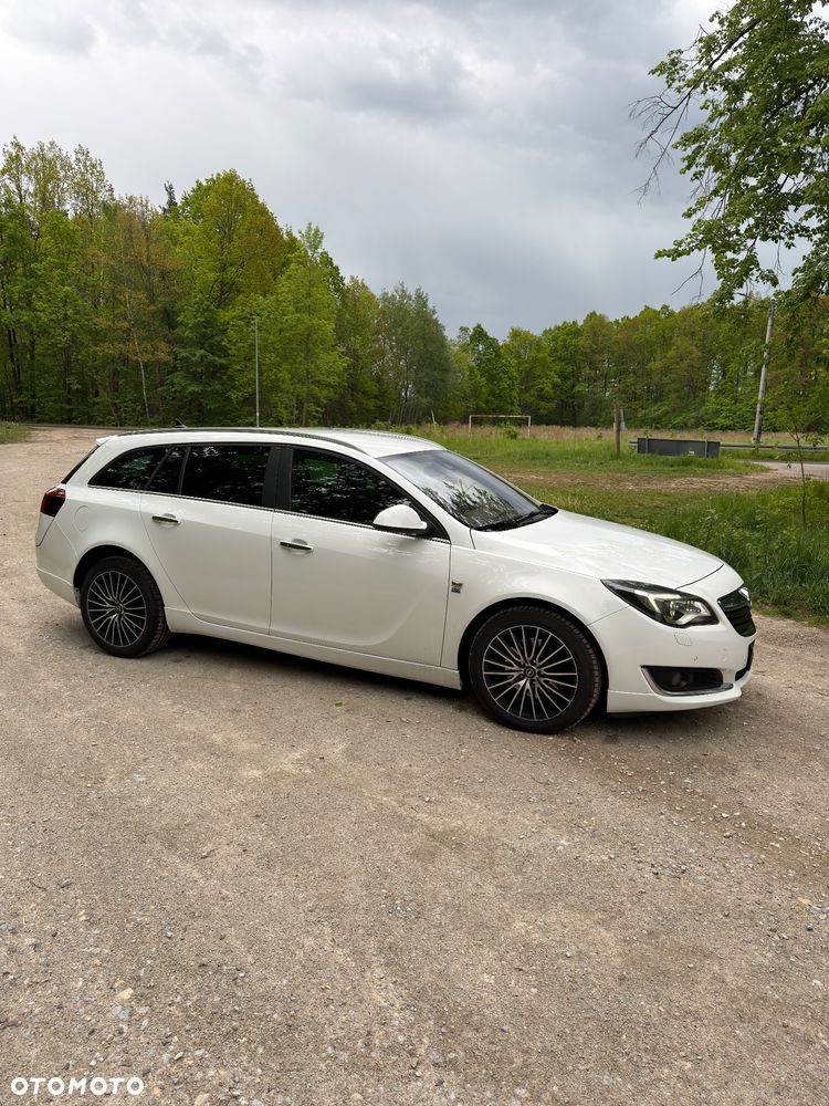 Opel Insignia 2.0 Bi Turbo CDTI 4x4 - 2