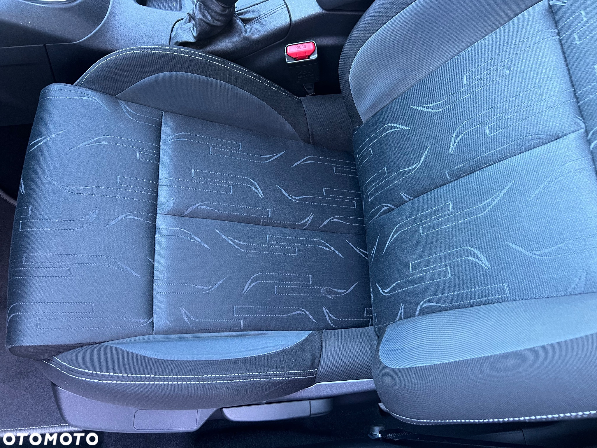 Citroën C4 HDi 90 Attraction - 21