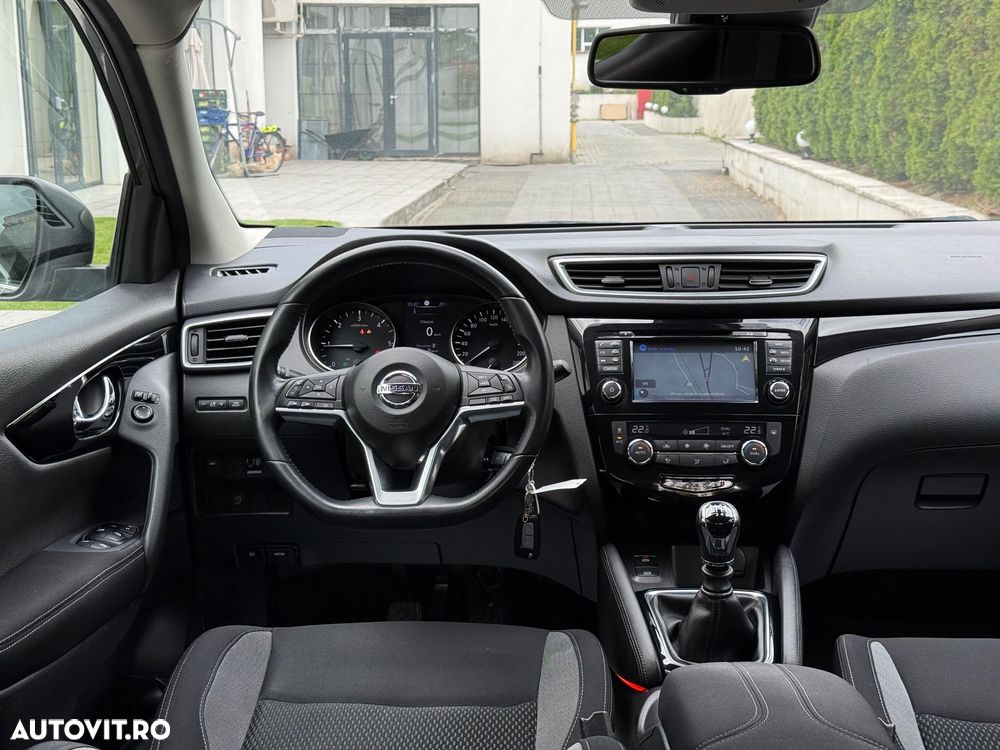 Nissan Qashqai 1.5 DCI N-Connecta - 9