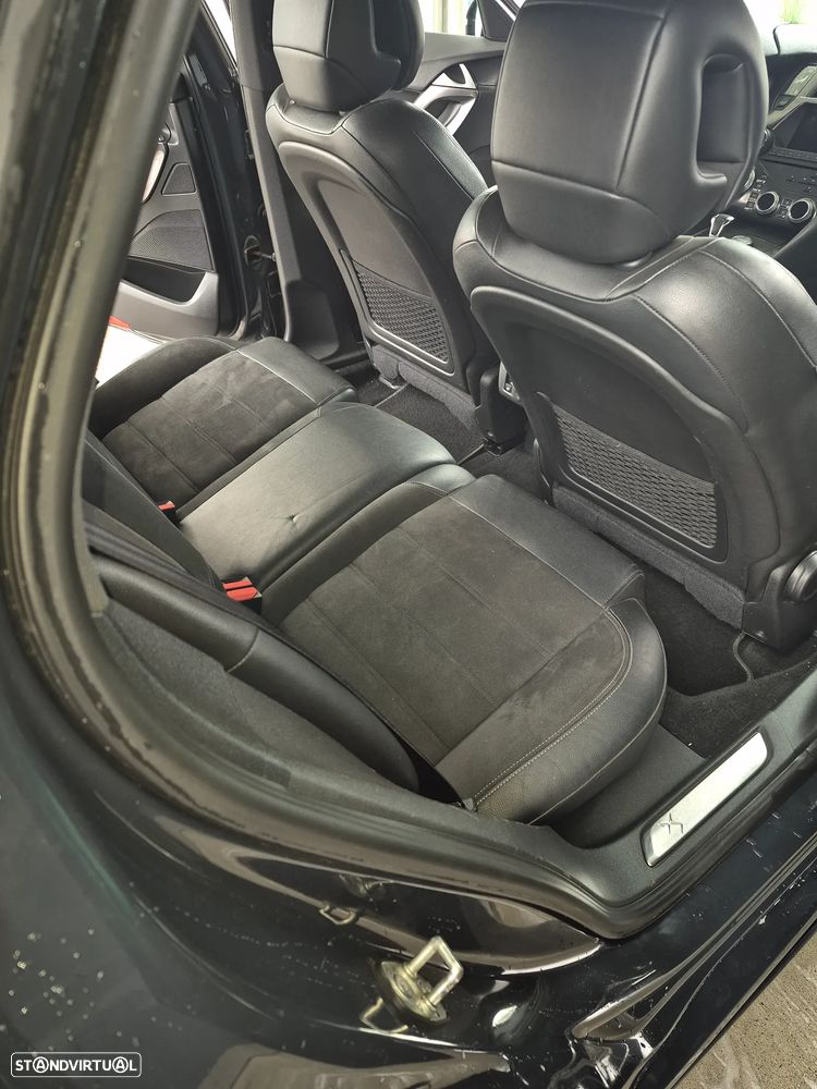 Citroën DS5 2.0 HDi Hybrid4 So Chic CMP6 - 8