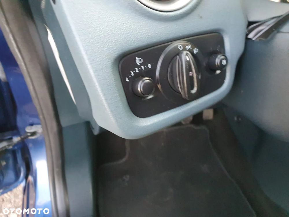 Ford Fiesta 1.25 Ambiente - 18