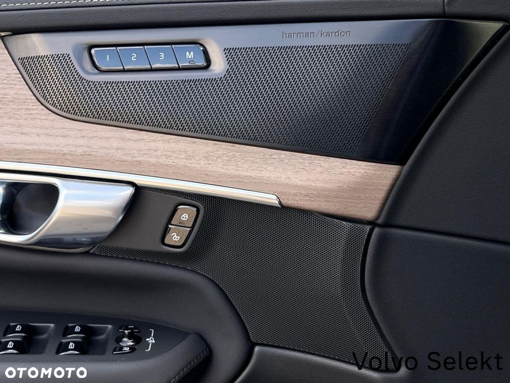 Volvo XC 90 - 29