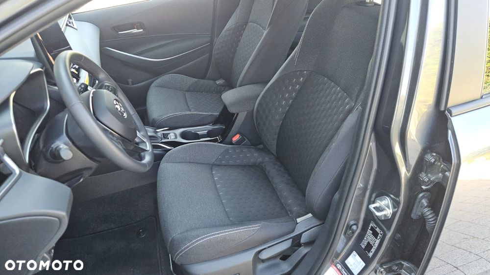 Toyota Corolla - 11