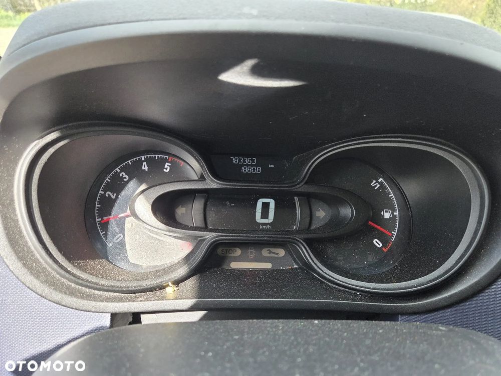 Opel VIVARO - 13