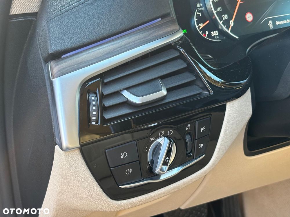 BMW Seria 5 540d xDrive M Sport sport - 19