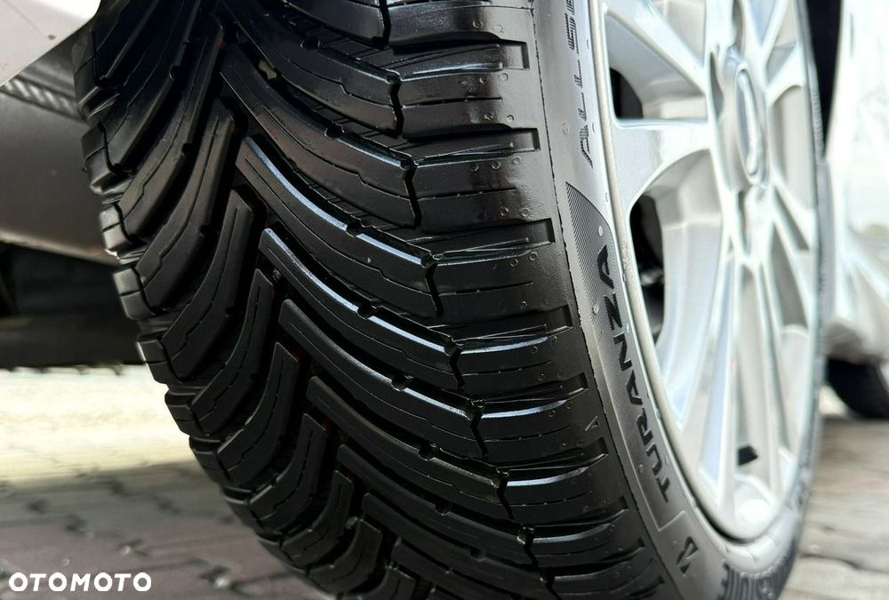 Ford Fiesta 1.0 EcoBoost S&S ST-LINE X - 15
