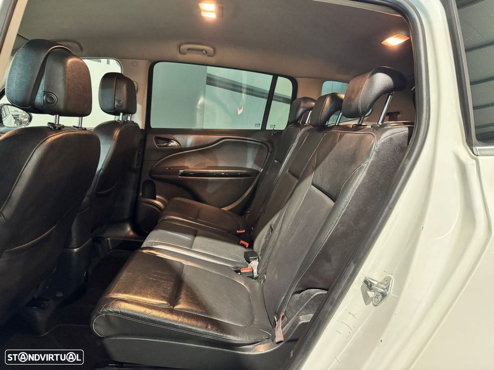 Opel Zafira - 36