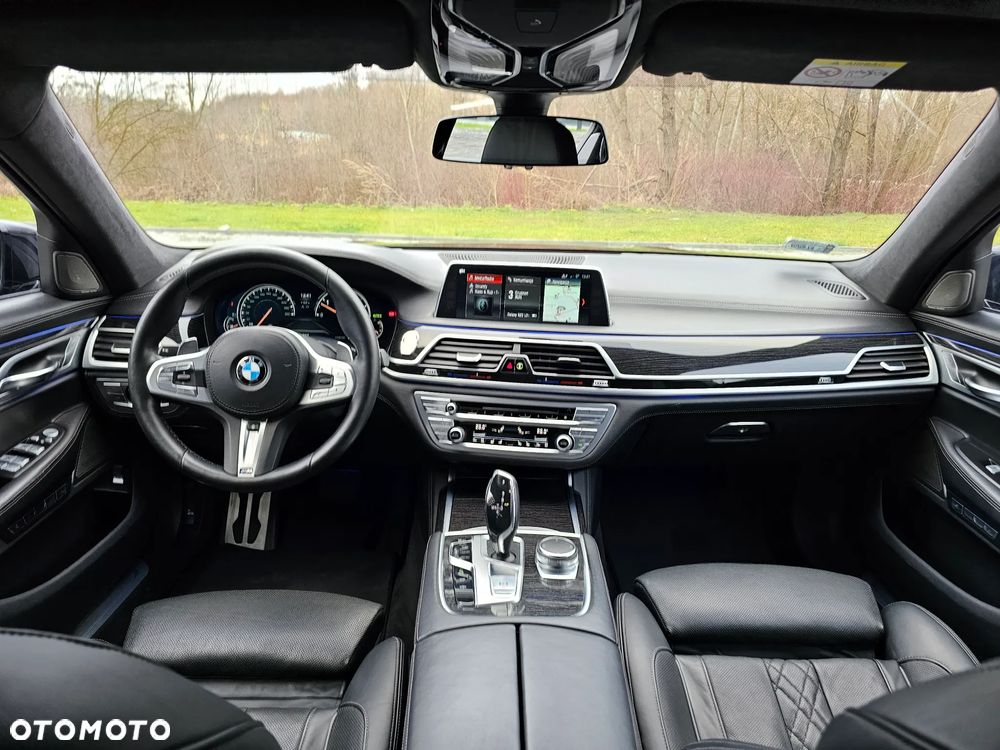 BMW Seria 7 740d xDrive - 12