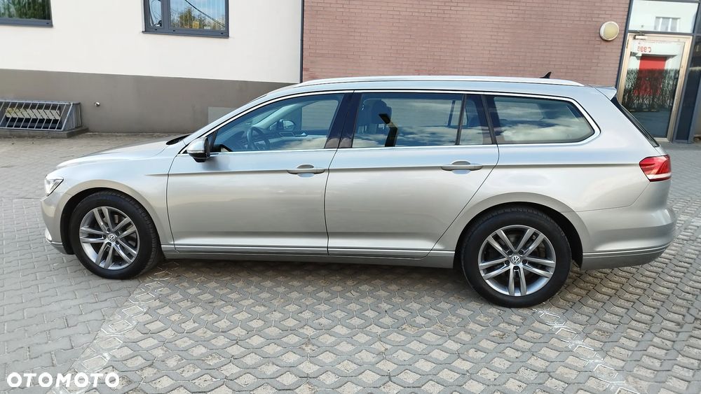 Volkswagen Passat 2.0 TDI SCR DSG Highline - 17