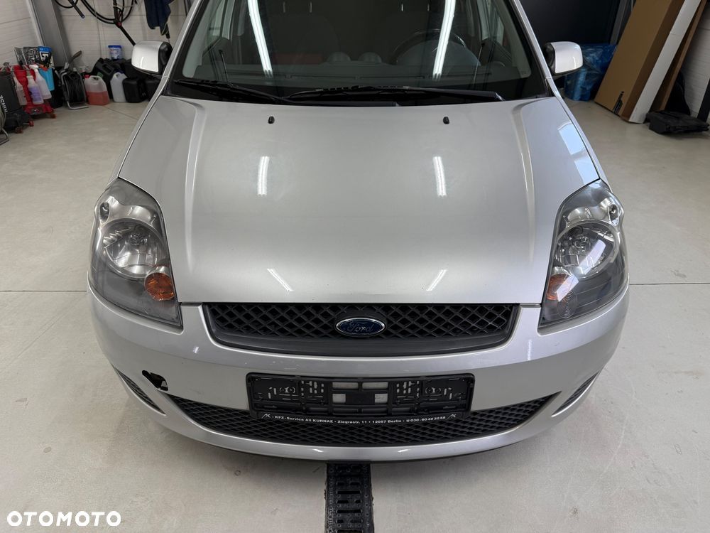 Ford Fiesta 1.3 Silver Magic - 17
