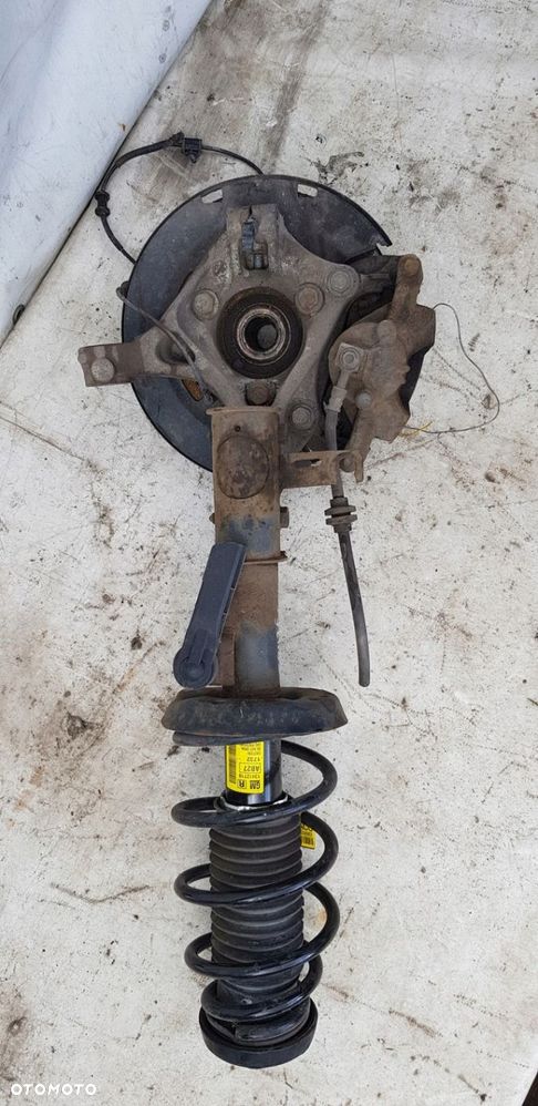 zwrotnica amortyzator prawa Chevrolet Cruze 1.4 T - 5