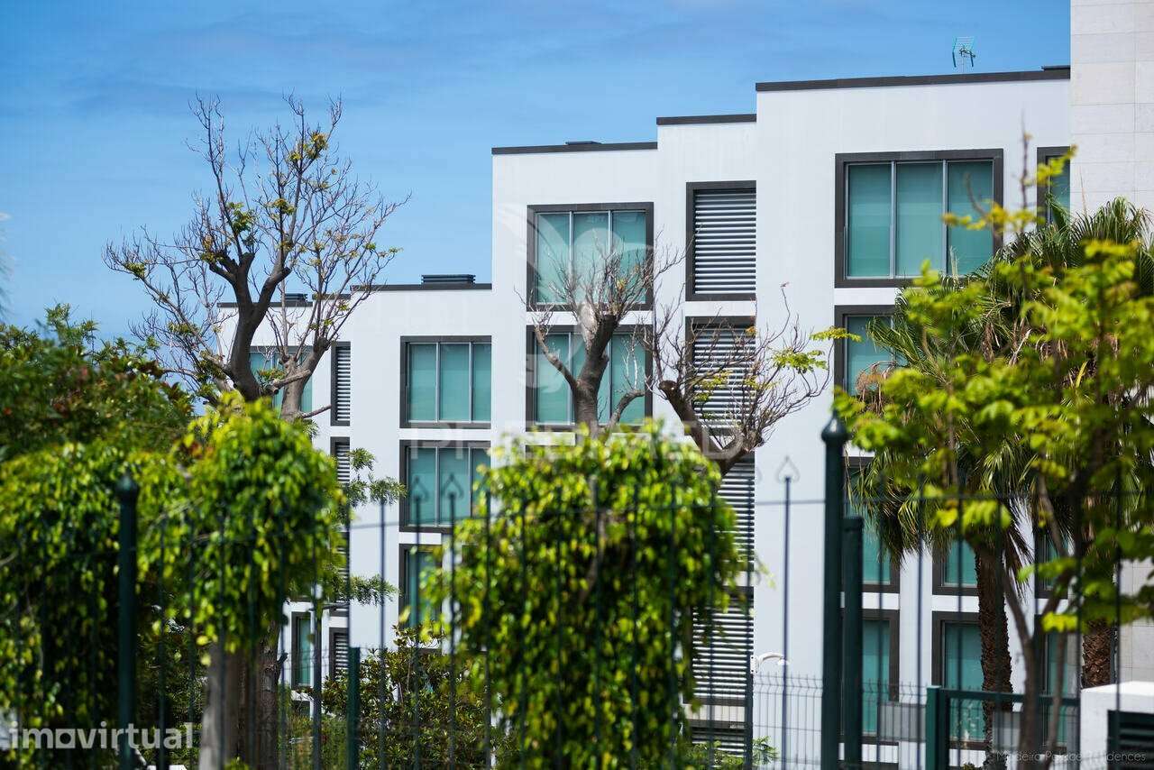 APARTAMENTO T4 DE  LUXO NA ESTRADA MONUMENTAL - Grande imagem: 3/38