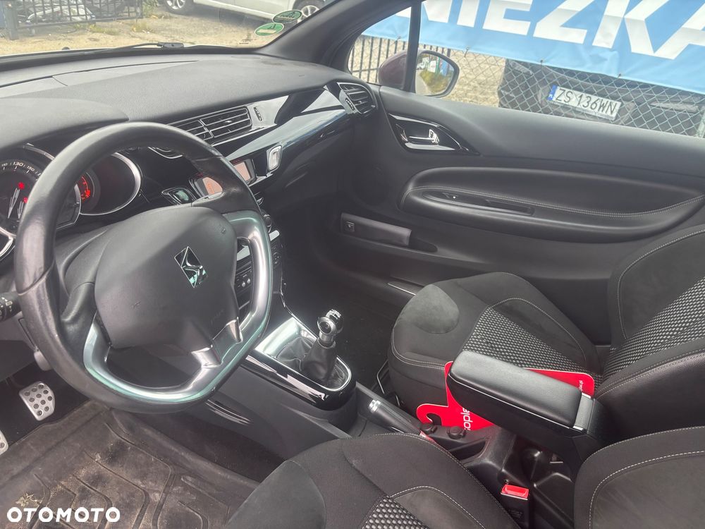 Citroën DS3 VTi 120 SoChic - 17