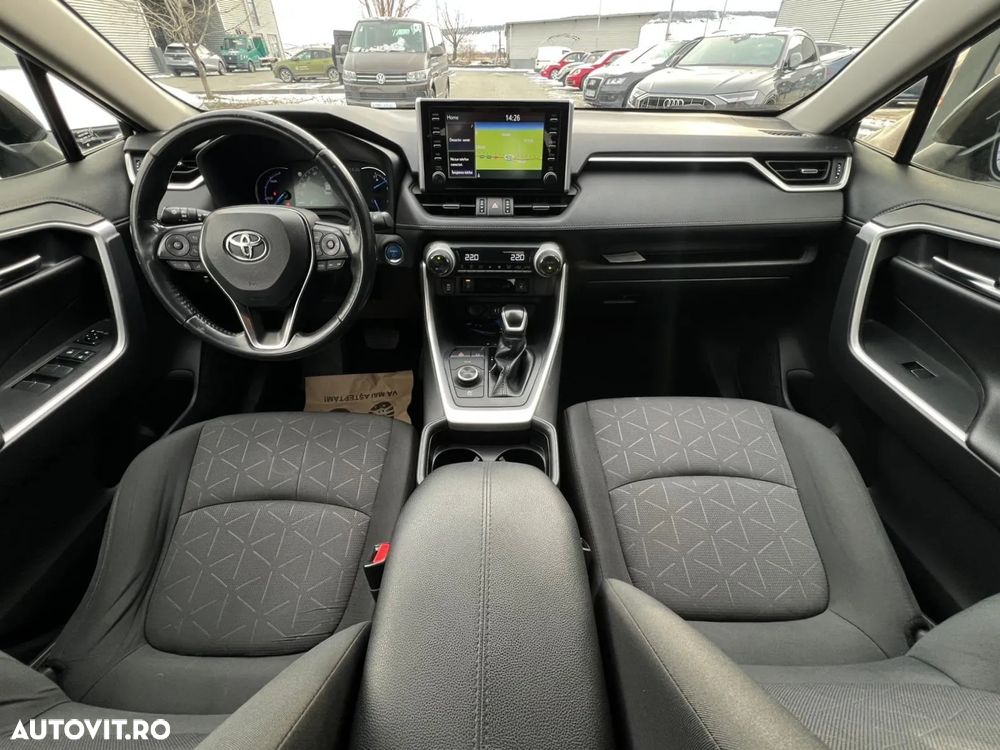 Toyota RAV4 2.5 4x4 Hybrid Team Deutschland - 14