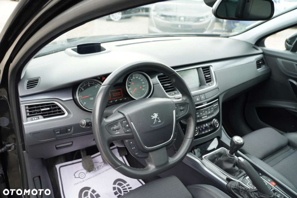 Peugeot 508 HDi FAP 160 Allure - 12