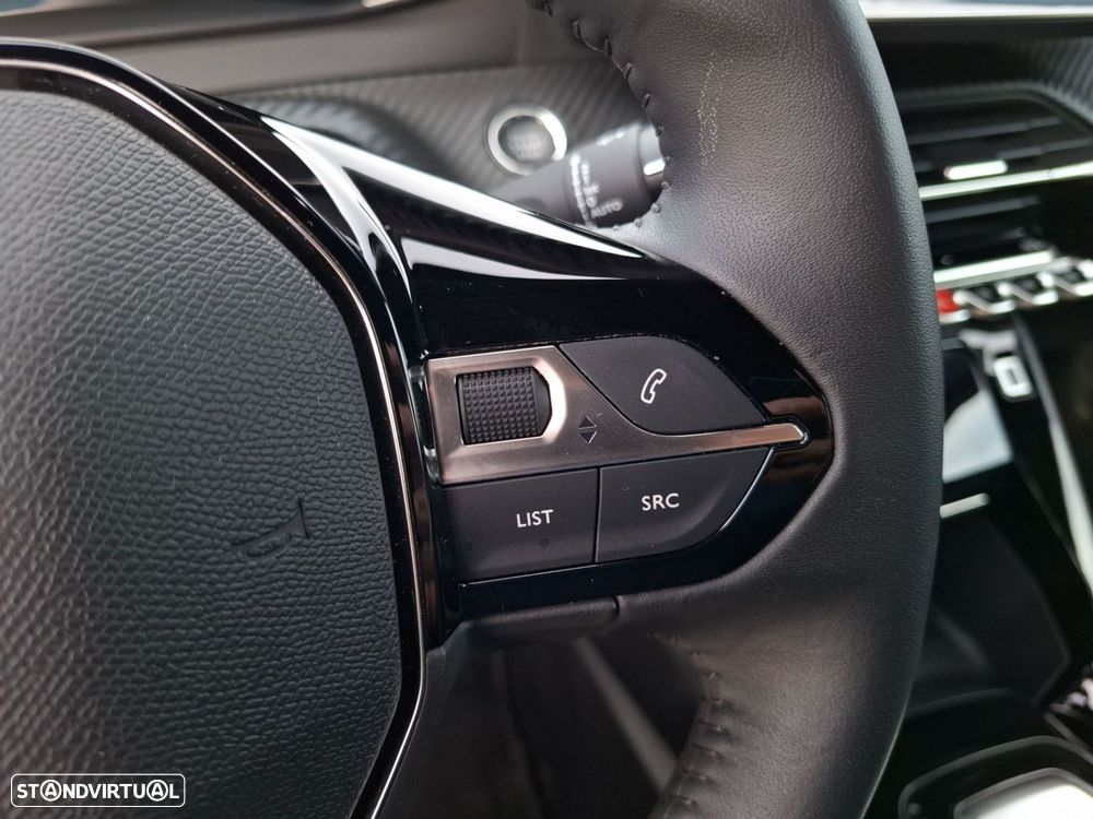 Peugeot e-2008 50 kWh Allure Pack - 17