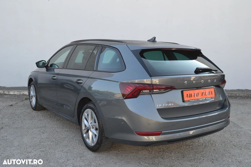 Skoda Octavia 2.0 TDI DSG Style - 4