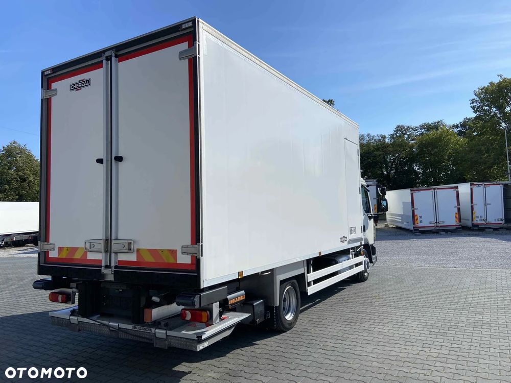 DAF LF 210 CHŁODNIA DŁUGOŚĆ 5.40 CARRIER CHEREAU SYPIALKA - 4
