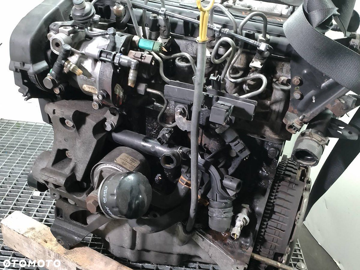 SILNIK RENAULT SCENIC II ( 03-09 ) 1.5 DCI K9KD722 - 1