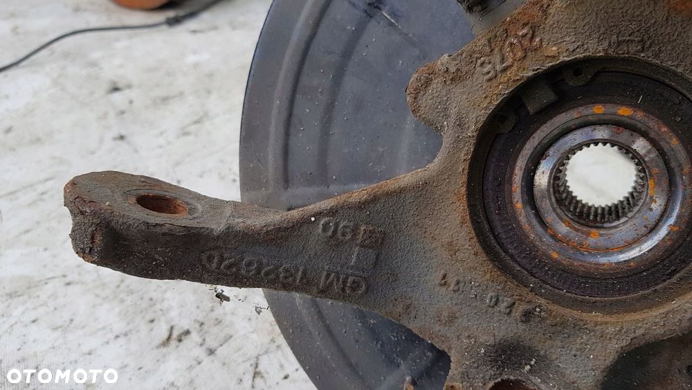 zwrotnica mcperson lewa Opel Meriva B 1.4 T - 9