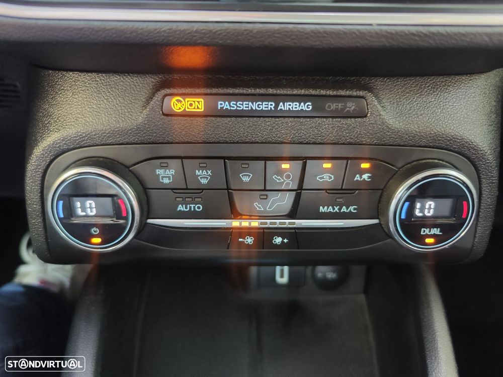 Ford Focus SW 1.0 EcoBoost Active Aut. - 40