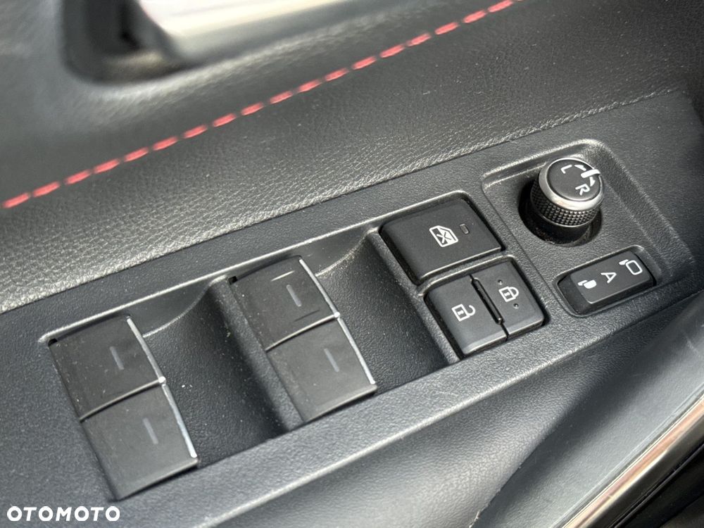 Toyota Corolla 2.0 Hybrid GR Sport - 19