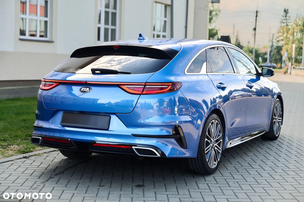 Kia ProCeed 1.4 T-GDI DCT7 OPF GT LINE - 18