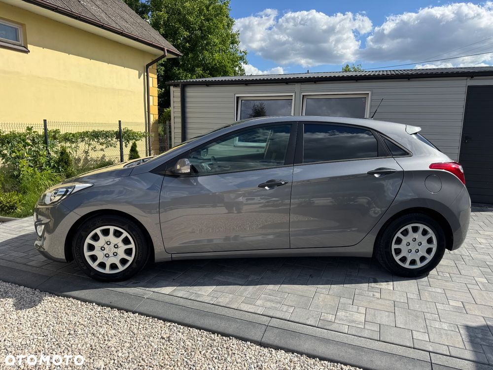 Hyundai i30 1.4 Premium - 12