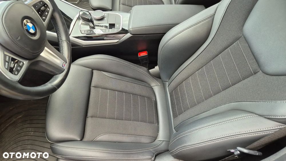 BMW Seria 3 318d Business Edition - 14