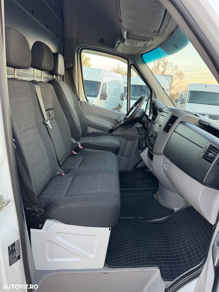 Mercedes-Benz Sprinter - 18