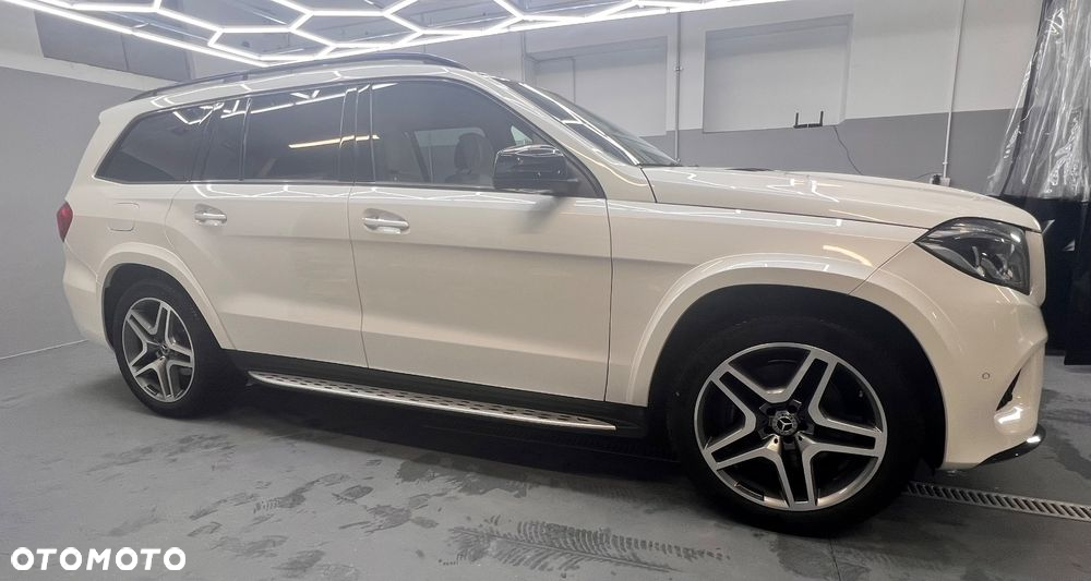 Mercedes-Benz GLS 350 d 4-Matic - 25