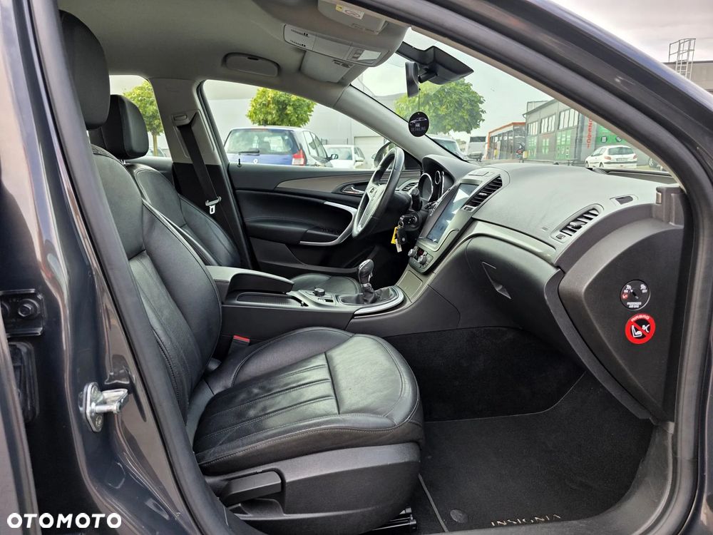 Opel Insignia 1.4 T Executive S&S - 14