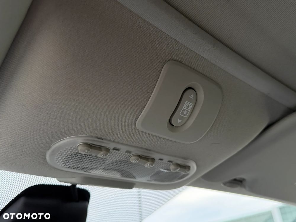 Nissan Qashqai+2 - 32